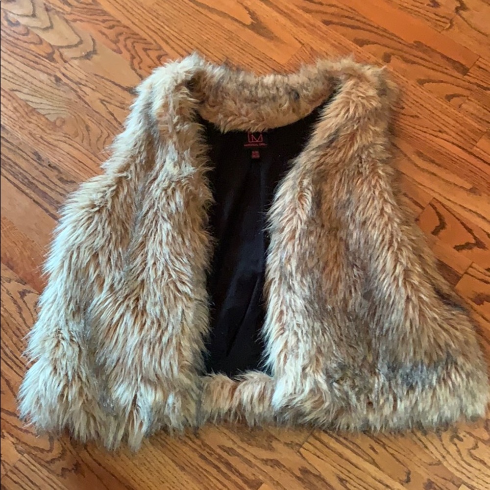 Fur vest